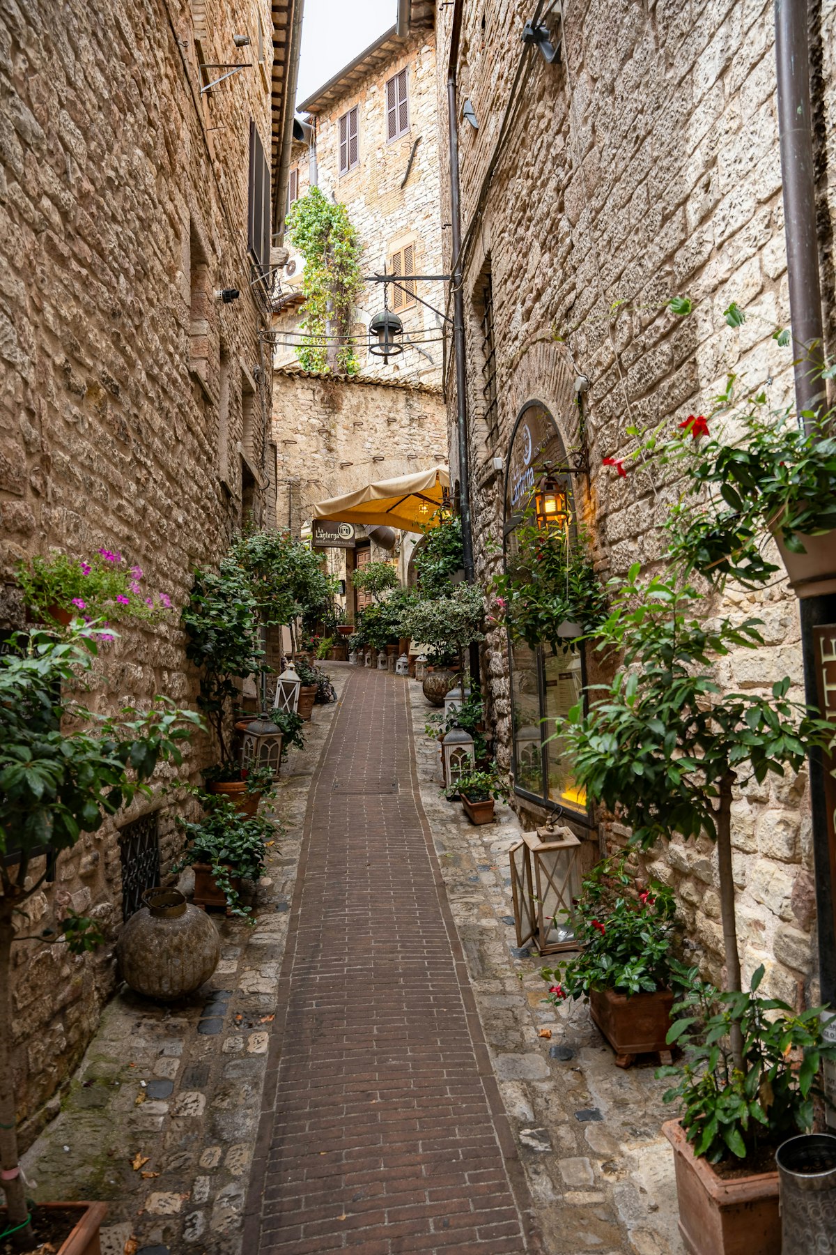 Gather restaurant courtyard in Omaha Old Market